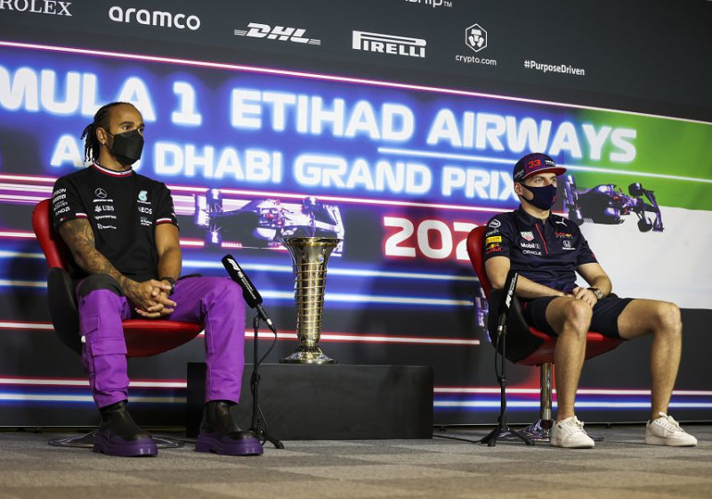 Verstappen en Hamilton over mogelijke crash: 'Verspillen daar geen energie aan'