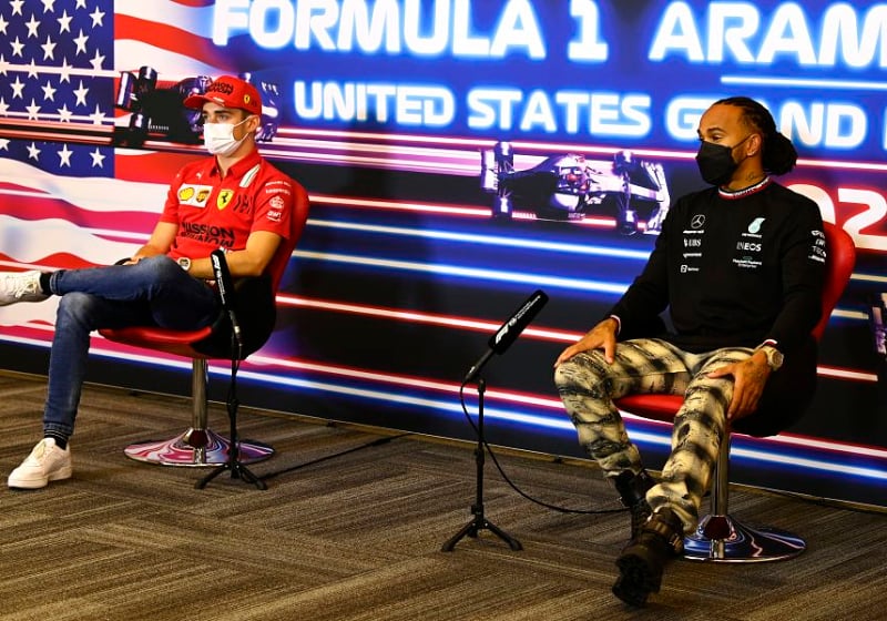 Hamilton 'amazed' by "leader" Leclerc's F1 growth