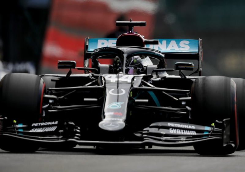 "Hardcore" blistering cost Hamilton in 70th Anniversary Grand Prix