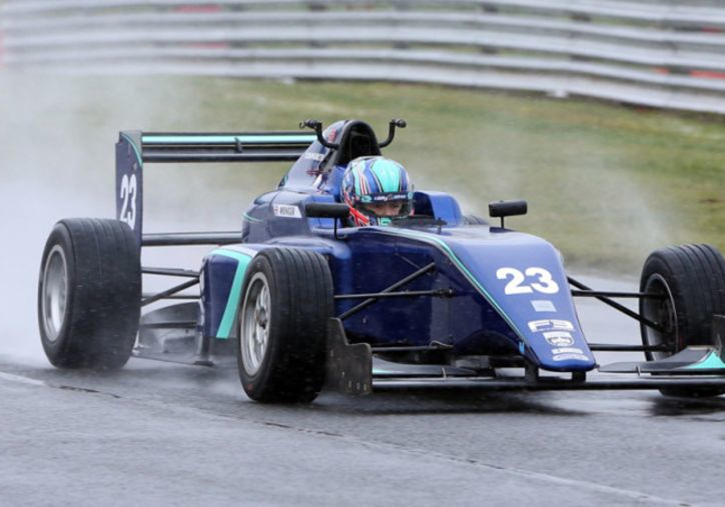 Billy Monger maakt indruk in eerste kwalificatie sinds ongeluk