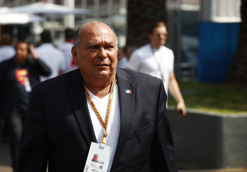 Antonio Pérez ziet 'voor Max ontwikkelde auto': "Sergio de meest solide coureur in de F1"