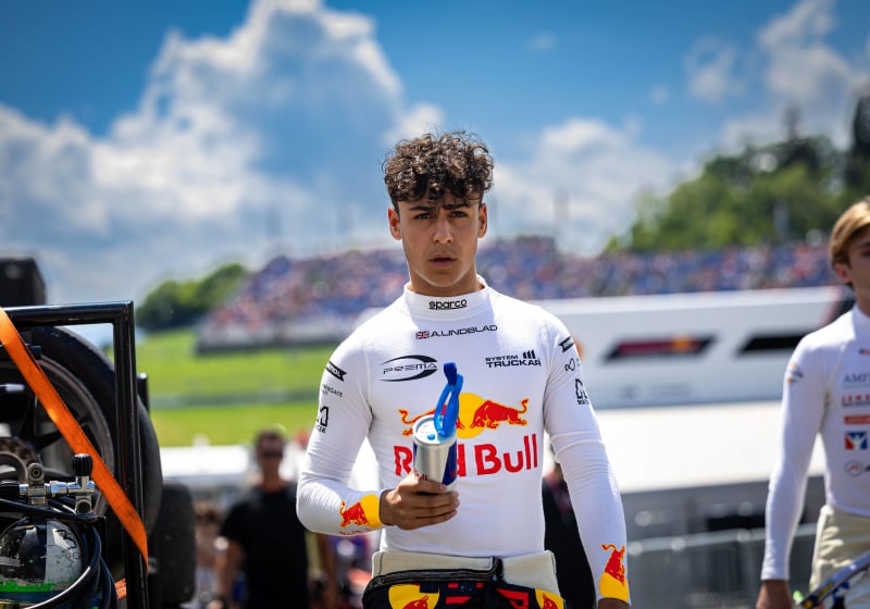 Lindblad in FIA F3