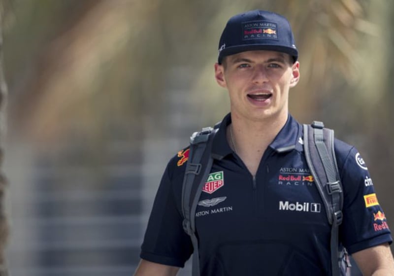 Verstappen verdedigt Vettel: "Ik geloof dat iedereen dat zo doet"
