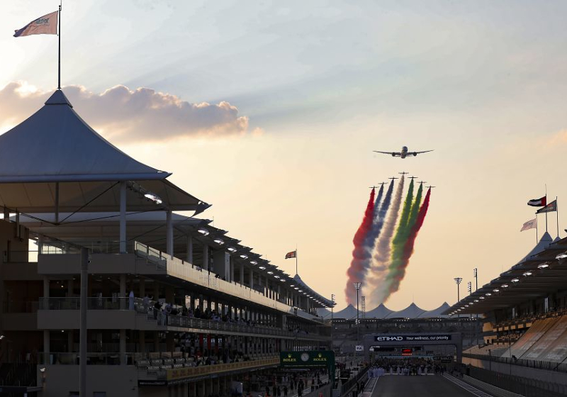F1-fotografen moeten belachelijk hoog tarief betalen bij aankomst Abu Dhabi