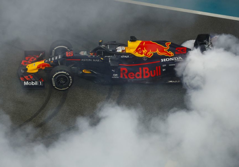 Bijnamen in de Formule 1: van De Bandenfluisteraar tot Mr. Monaco