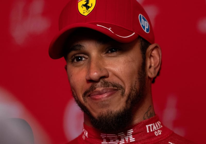 Lewis Hamilton smiling at the Qatar Grand Prix