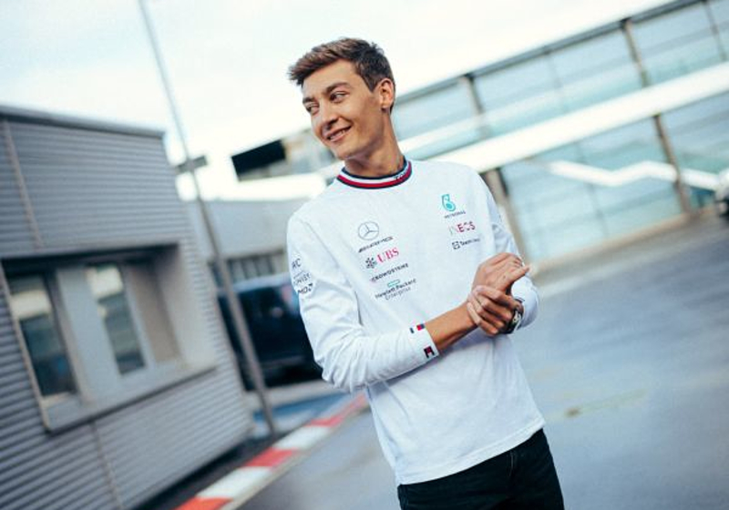 Russell reveals helmet design for Mercedes debut season