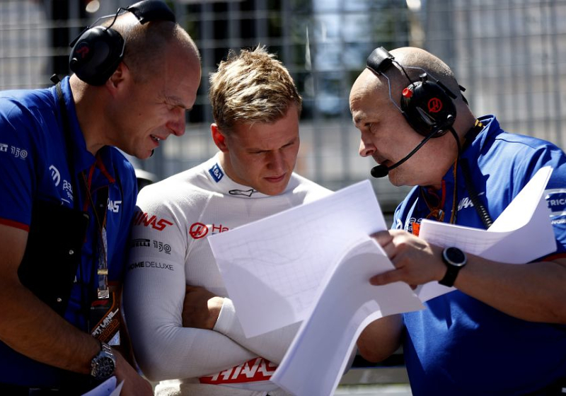 Grosjean over "typische" neerwaartse spiraal bij Haas: "Je start goed en gaat dan achteruit"