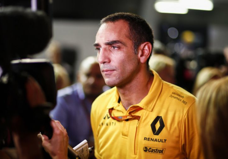 Renault in onzekerheid: 'We moeten naar alternatieven kijken'