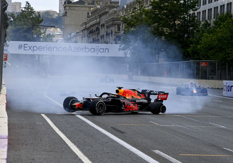 Pirelli maakt onderzoeksresultaten klapbanden Bakoe wereldkundig