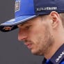 Verstappen arriveert in Milton Keynes en laat van zich horen