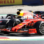 Leclerc blikt terug op fel gevecht met Verstappen: 'Stewards besluiten anders sinds die race'