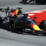 Russell klokt snelste tijd in Antonelli-loze training, Verstappen klokt vierde tijd
