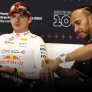 VIDEO: Hamilton schudt hoofd bij ongeloofwaardige claim Verstappen | GPFans News