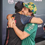 Checo y Alonso intercambian mensajes tras su duelo en Brasil