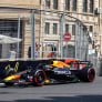 Verstappen pakt pole in chaotische kwalificatie: