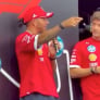 Hamilton krijgt lachers op de hand na anekdote in fanzone: 