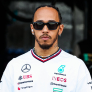 Hamilton kreeg waarschuwing van wedstrijdleiding na incident pit-ingang met Piastri
