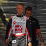 Magnussen komt met schrik vrij en krijgt geen schorsing na crash in Monaco