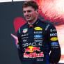 Maleisische fans zingen Verstappen massaal toe tijdens uitblijven Wilhelmus