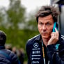 Wolff woedend op concurrentie: 'Schandalig gedrag van die Teletubbies op de pitmuur'