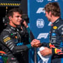 FIA ziet momentje Verstappen die chicane afsnijdt door de vingers