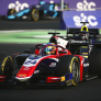 Levensgevaarlijke situatie met marshal tijdens F2-race in Monaco