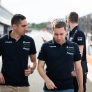 Frijns vertelt over handblessure en mogelijke vervolgoperatie: "Bot stak uit mijn hand"