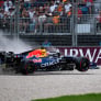 Fans schrikken van crash Verstappen: 'Geen fan van Max, maar dit is niet zijn schuld'