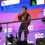 Red Bull continúa la burla de Checo sobre el auto de Aston Martin