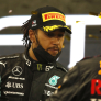 Hamilton blikt terug op Abu Dhabi 2021: "Het litteken heb ik nog steeds"