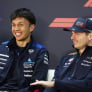 Albon sluit zich aan bij kritiek Verstappen en Ocon: 