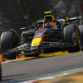 F1 Hoy: Checo emociona con mensaje; Sainz explota; Alonso se justifica