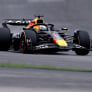 Verstappen geeft galavoorstelling in São Paulo en finisht op podium na start vanuit pitstraat
