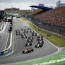 LIVE | Dutch GP: Verstappen ligt na crash uit de race! Code rood hangt uit