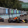 Verstappen over inhaalacties op Sainz en Leclerc: "Dat heeft mij de winst opgeleverd"