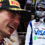 Verstappen kan lach niet inhouden na crash Stroll en Ricciardo: 