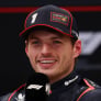 Verstappen lacht om derde startplek: 'Vervelend voor hen, ik heb niks te verliezen'